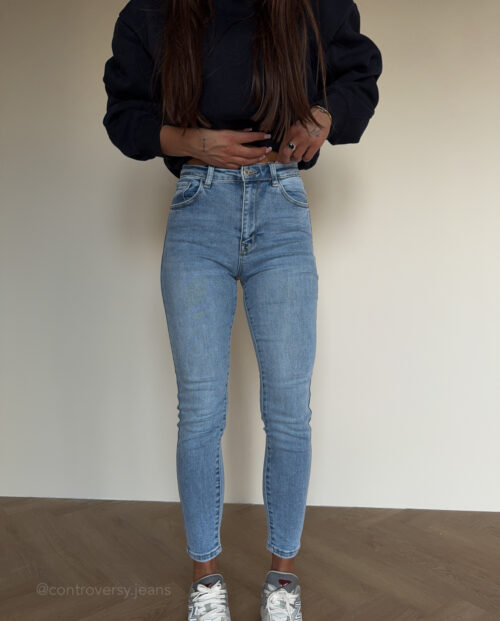 LIGHT CLASSIC JEANS 378