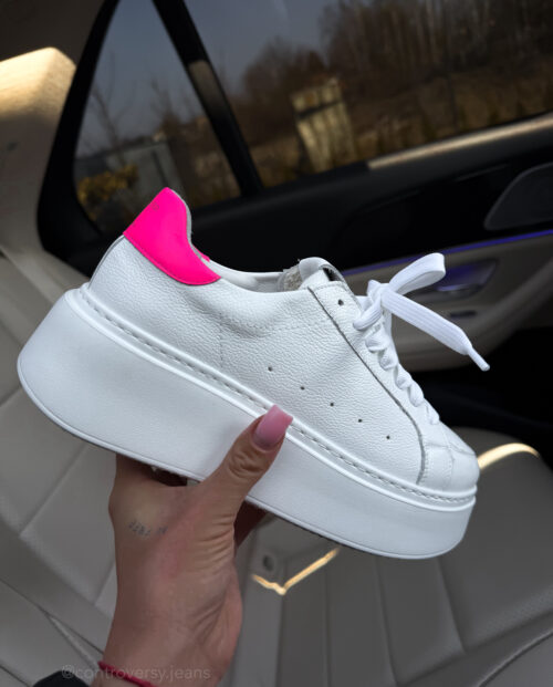 NEON PINK BACK SNEAKERS 01
